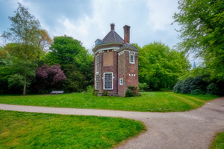 17世纪茶叶屋剧院 位于荷兰海牙阿伦斯多普公园房屋公园茶馆房子图片