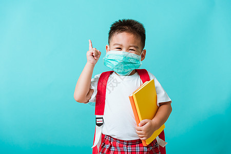 幼童幼儿园戴面罩 保护面具和书包孩子感染病菌学习男生暴发快乐瞳孔教育学校图片