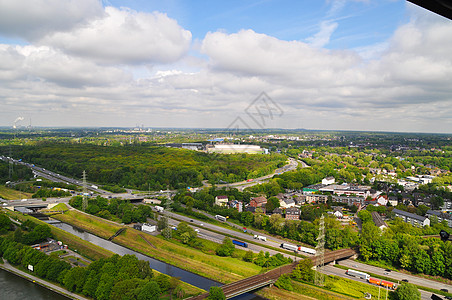 德国奥伯豪森市的景象工业风景房子旅行天空渠道煤气表水路城市运输图片