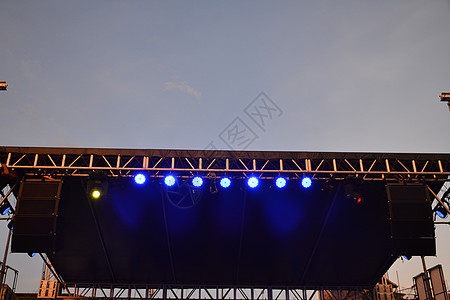 在菲律宾奎松市安装灯光和音响的阶段图片
