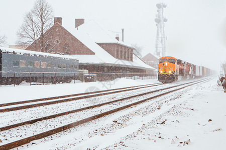 BNSF 美国法尔戈的BNSF火车车站铁路风暴景观引擎城市机车法戈力量旅行图片