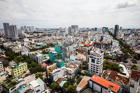 胡志明市上空的空中观察建筑学城市旅行过境路口火车建筑天线场景贫民窟图片