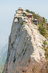 中国华山山山旅行国家顶峰天空楼梯寺庙树木公园图片