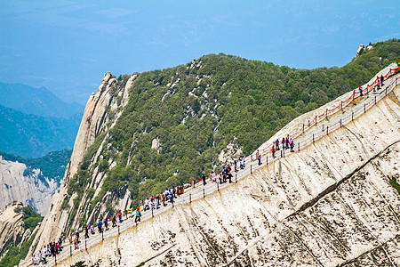 中国华山山山国家旅行树木天空公园楼梯寺庙顶峰背景图片