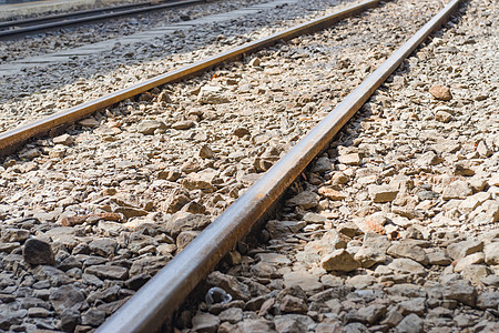 铁生锈的铁路轨道火车的铁路旅游车站石头运输金属碎石乡村图片