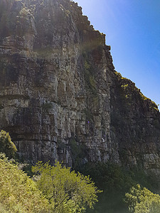 克里夫斯和阳光 在表山国家公园里图片