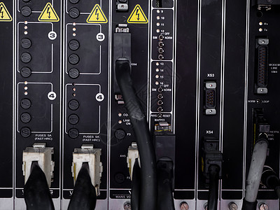 装配线厂的电板 控制器和开关电压车站控制电子产品机器电路控制板插头命令技术图片