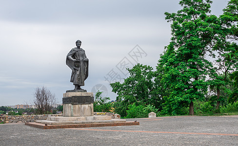 乌克兰比拉采尔克瓦亚罗斯拉夫智者纪念碑旅游教会多云宗教建筑纪念碑旅行博物馆景观建筑学图片