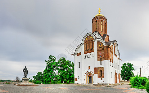 乌克兰教堂多云纪念碑宗教旅行旅游地区教会博物馆建筑城市图片