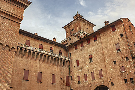 费拉拉在意大利的城堡 9图片