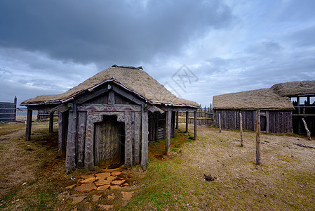 一些维京村的废墟国家农场小屋历史灾难房子建筑学海盗场地危险图片