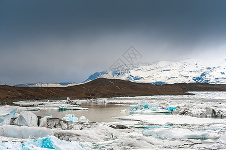 冰川环礁湖的冰山天空天气支撑旅行地貌地标气候暴风雪冰帽峡湾图片
