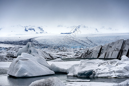 冰川环礁湖的冰山天空冰帽冰川旅行天气蓝色地标地貌温度气候图片