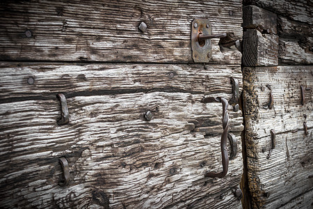 古老的大门闩锁木板入口古董线条衰变木头乡村风化锁定图片