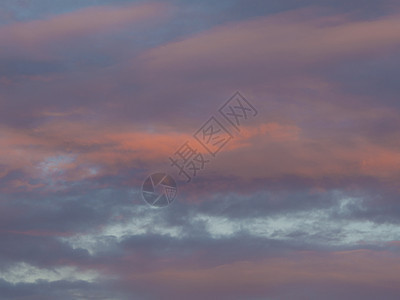 蓝色粉红色橙色夜云和天空-背景图片