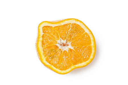 白色背景上挤压橙色切片的十字截面圆形水果静物健康饮食横截面圆圈食物对象橙子影棚图片