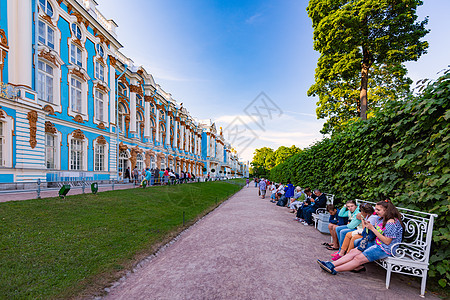 俄罗斯圣彼得堡附近的萨尔科耶塞洛宫殿建筑艺术旅行雕塑地标天空花园文化古董风格图片