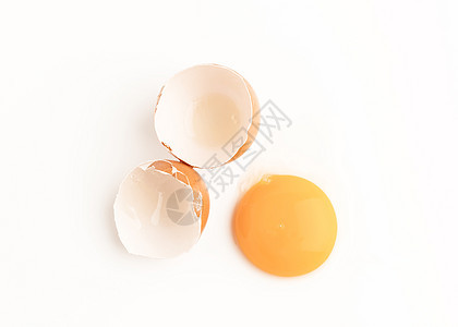 孤立的生鸡蛋和黄蛋食物杂货店裂缝生长饮食厨房产品小路市场美食图片