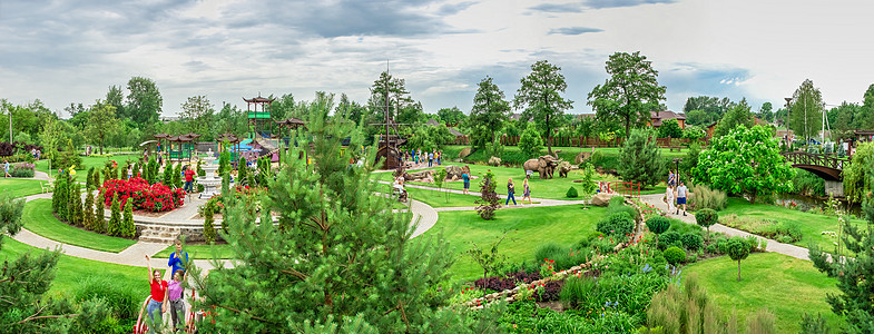 乌克兰伏洛达卡村岛绿地凉亭树木餐厅石窟娱乐雕塑花朵胡同植物园图片