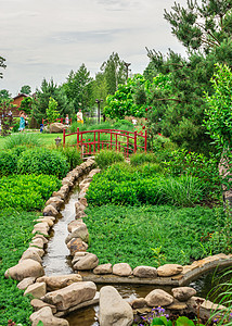 乌克兰伏洛达卡村岛村庄雕塑瀑布操场绿地餐厅胡同树木石窟植物园背景图片