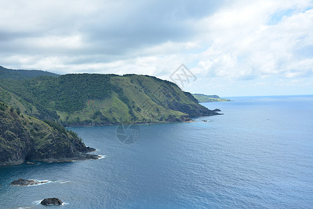 山观白沙滩度假胜地的岩石形成和海水形成场景海滩旅游风景蓝色波浪旅行海洋乡村编队图片