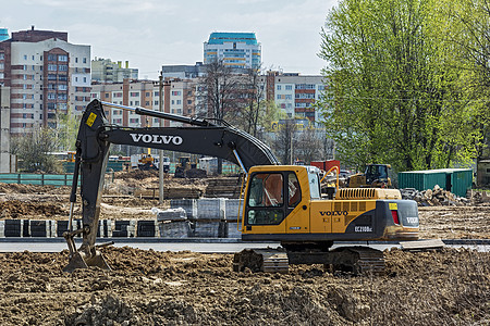 VOLVO EC120锁挖土机图片