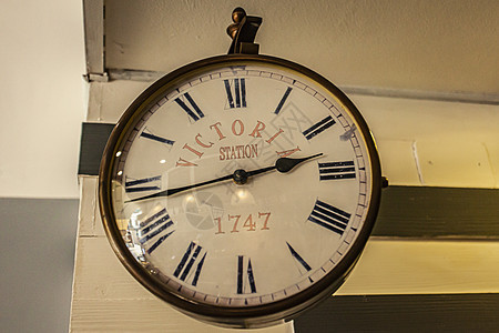 维多利亚州车站时钟图片