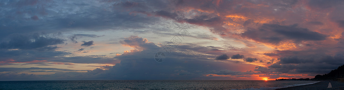 黑海日落海滩天空海岸紫色戏剧性闲暇红色太阳波浪金子图片