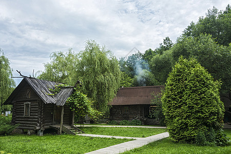 农村建筑 村里的旧木屋图片