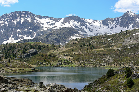 在奥丁的安道尔比利牛斯山脉 美景远足踪迹场景自由顶峰石头全景旅行岩石旅游公园图片