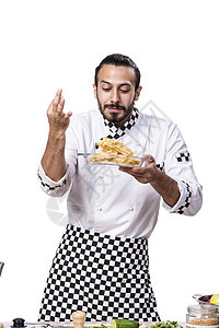 有趣的男性厨师在白色背景上被孤立美食工作煎锅餐厅桌子油炸烘烤男人食物厨房图片
