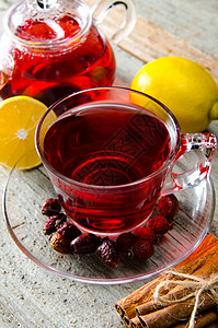 杯子里的水果白莓茶 放在桌上香料玫瑰植物食物橙子叶子薄荷花瓣桌子勺子图片