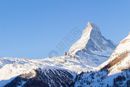 泽尔马特(Zermatt)的Seennny冬季日图片