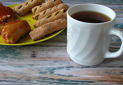 陶器美食盘子玻璃饮料杯子蛋糕早餐派对英语图片