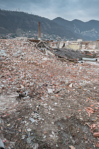 拆除建筑物工作工厂房子建造损害橙子瓦砾地震破坏灰尘图片