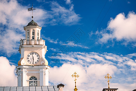 白俄罗斯 欧洲维捷布斯克的白城大厦塔旅行尖塔天空地标晴天建筑尖顶太阳阳光旅游图片
