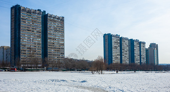 俄罗斯首都的目光商业摩天大楼材料不动产公寓展示财产天空窗户操场图片