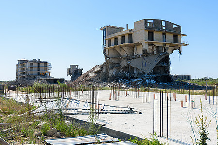 拆除非法建造的基建建筑工程项目(拆毁)图片