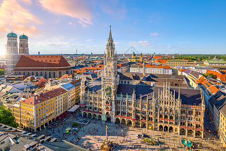 慕尼黑与Marienplatz市政厅的天线观光建筑吸引力旅行大厅建筑学大教堂天际旅游历史性图片