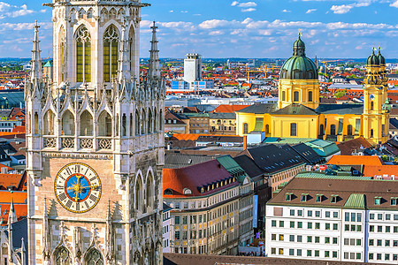 慕尼黑与Marienplatz市政厅的天线大厅市中心旅游旅行大教堂正方形中心全景广场吸引力图片