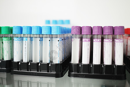 对血液和其他液体进行各种检验的带有彩色盖子的医疗测试管生物技术药品疫苗试管样本实验实验室诊所乐器图片