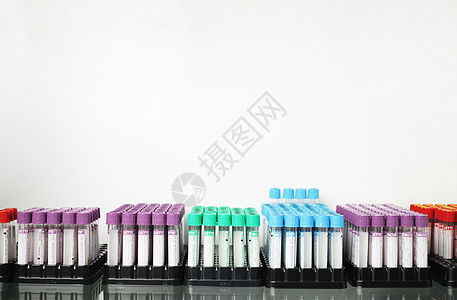 对血液和其他液体进行各种检验的带有彩色盖子的医疗测试管样本乐器诊所医院验血疾病实验疫苗研究技术图片