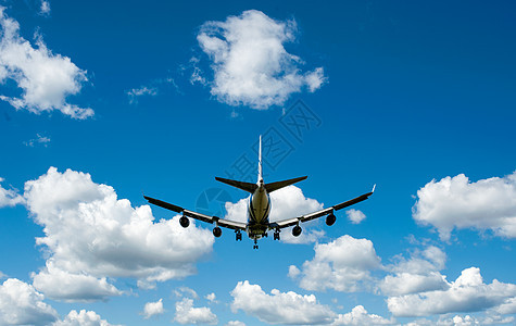 天空中的飞机喷射跑道运输航班商业旅行航空飞机场日出技术图片