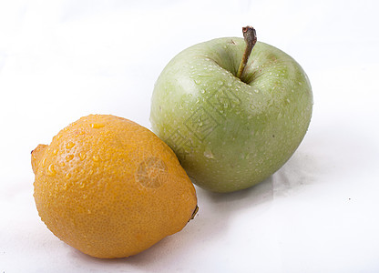 新鲜新鲜水果红色黄色橘子食物白色柠檬果汁绿色健康图片