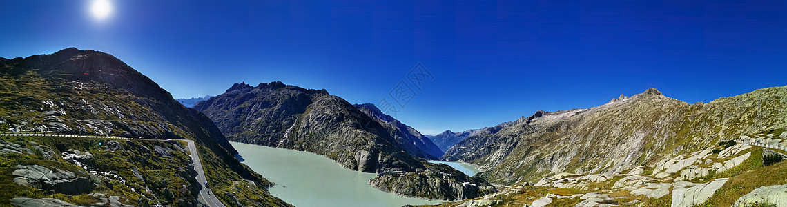 Swis salps山丘的全景 位于Gramselpp顶端的湖风景高山旅游活力天空旅行荒野环境岩石气候图片