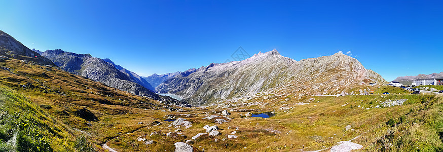 Swis salps山丘的全景 位于Gramselpp顶端的湖池塘远足蓝色高山旅游天空气候湖泊旅行冰川图片