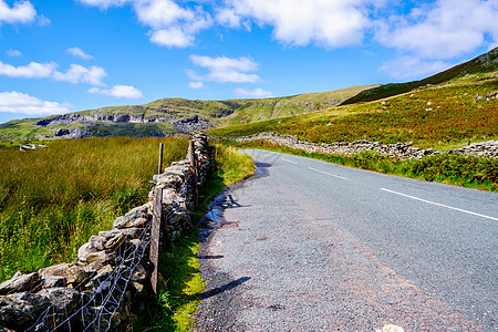 英国湖区Kirkstone路口国家旅游天空街道风景世界环境缠绕卷云旅行图片