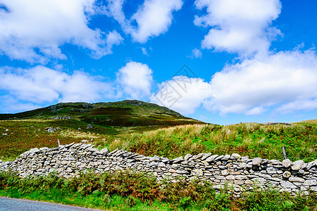 英国湖区Kirkstone路口风景街道旅游缠绕环境英语卷云蓝色世界国家图片