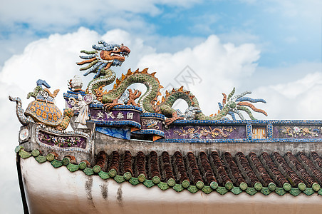 越南寺庙的屋顶装饰细节图片