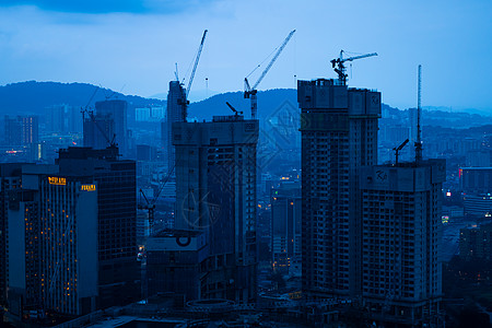 夜晚城市日落 雨云笼罩夜雨 对吉隆坡风景的美景引人瞩目天空天线旅行市中心场景建筑全景首都天际夜生活图片